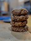 Giant Crumble Protein Cookie Macadamia & Chocolate